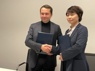 мурманская область и китайская компания New New Shipping Line подписали соглашение о развитии контейнерных перевозок через порт Мурманск - фото - 8