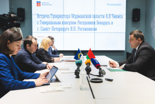губернатор Андрей Чибис и генеральный консул Республики Беларусь Николай Рогожник обсудили перспективы двустороннего сотрудничества - фото - 1