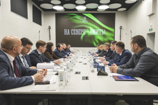 губернатор Андрей Чибис провел рабочую встречу с делегацией Республики Беларусь - фото - 8