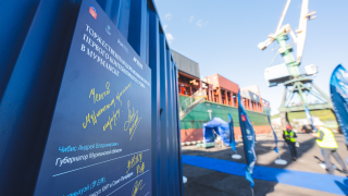 мурманск принял первый контейнеровоз международной контейнерной линии New New Shipping Line - фото - 4